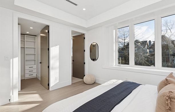 1 847 E 10 Avenue Mount Pleasant VE