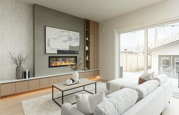 2 735 E 10th Avenue Mount Pleasant VE