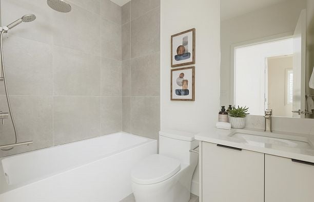 2 735 E 10th Avenue Mount Pleasant VE