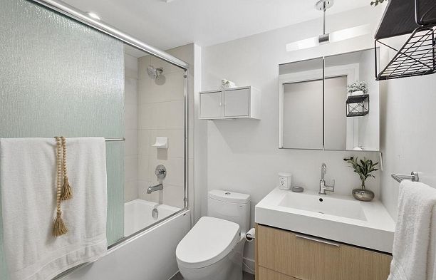 902 1325 Rolston Street Downtown VW