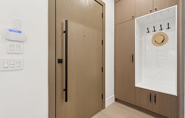 1 847 E 10 Avenue Mount Pleasant VE