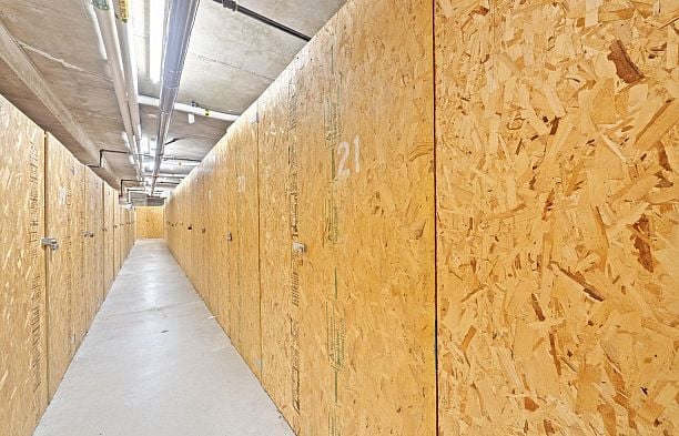 303 1633 West 8th Avenue Fairview VW