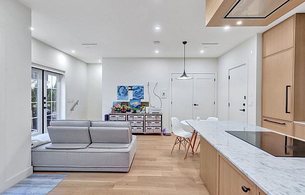 1232 W 26th Avenue Shaughnessy