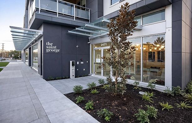 422 2471 St George Street Mount Pleasant VE