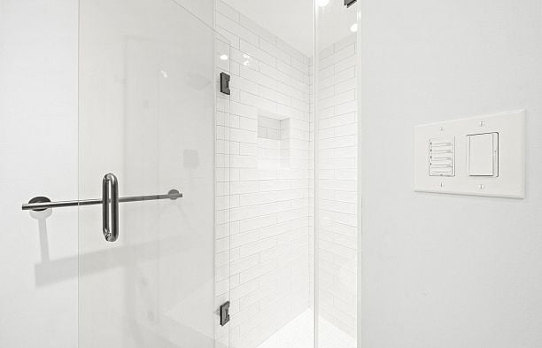 303 1633 West 8th Avenue Fairview VW