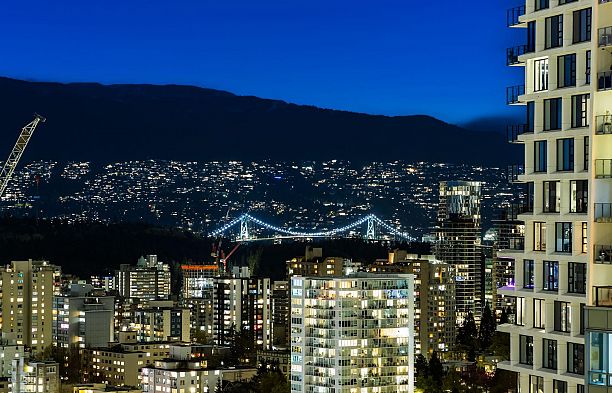 3404 1335 Howe Street Downtown VW