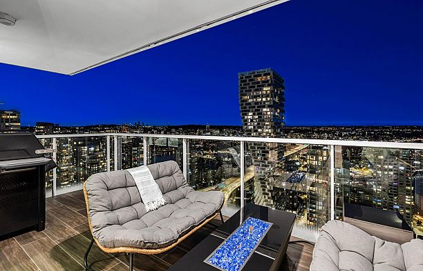 3404 1335 Howe Street Downtown VW