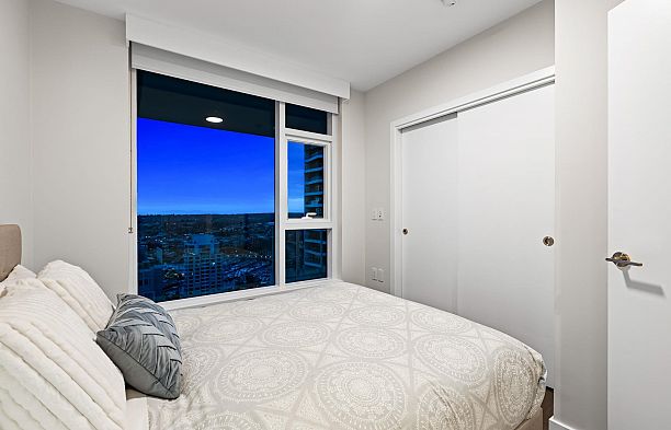 3404 1335 Howe Street Downtown VW