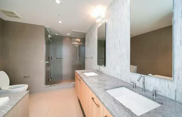 903 2411 Heather Street Fairview VW