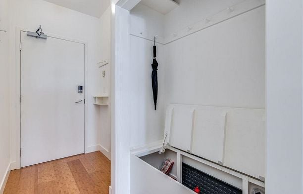 208 205 E 10th Avenue Mount Pleasant VE