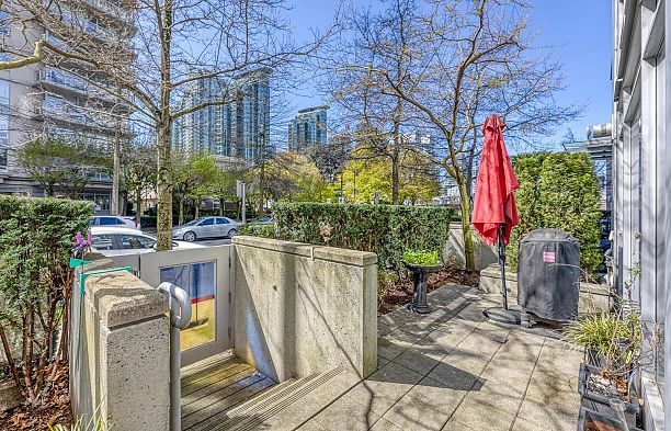 TH29 1295 W Cordova Street Coal Harbour