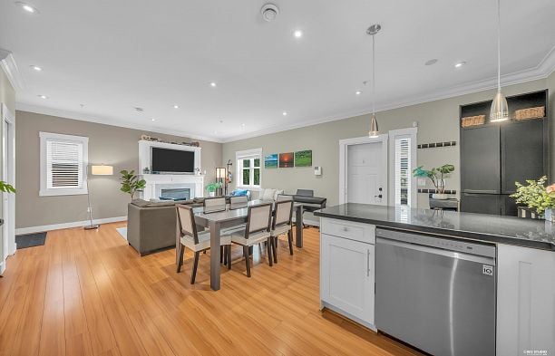 723 E 12th Avenue Mount Pleasant VE