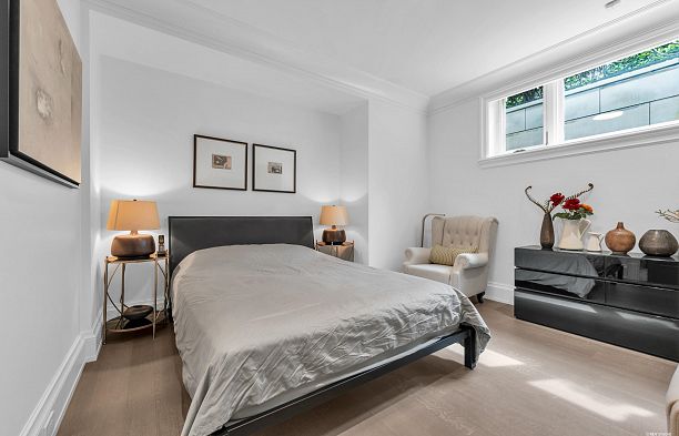 1738 W 38th Avenue Shaughnessy