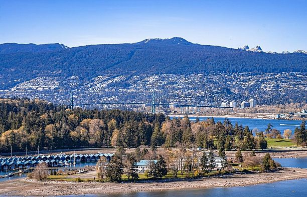2001 277 Thurlow Street Coal Harbour