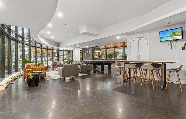 2709 501 Pacific Street Downtown VW