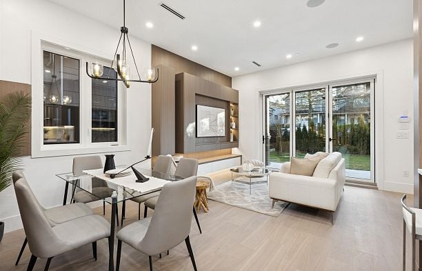 1 847 E 10 Avenue Mount Pleasant VE