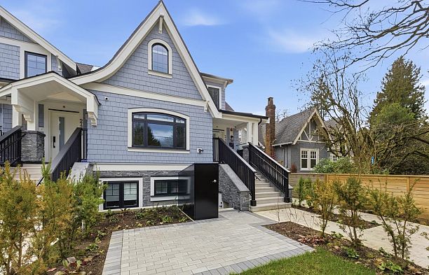 2438 W 49 Avenue S.W. Marine