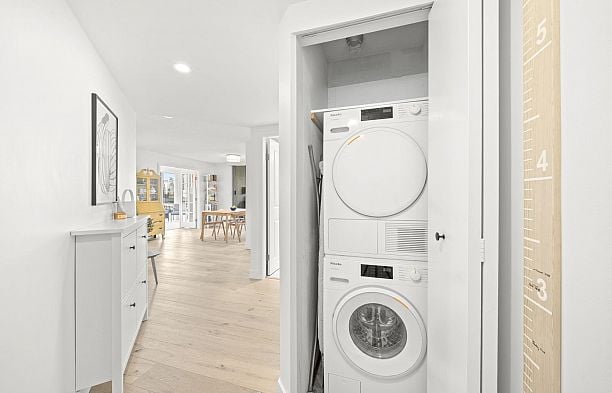 303 1633 West 8th Avenue Fairview VW