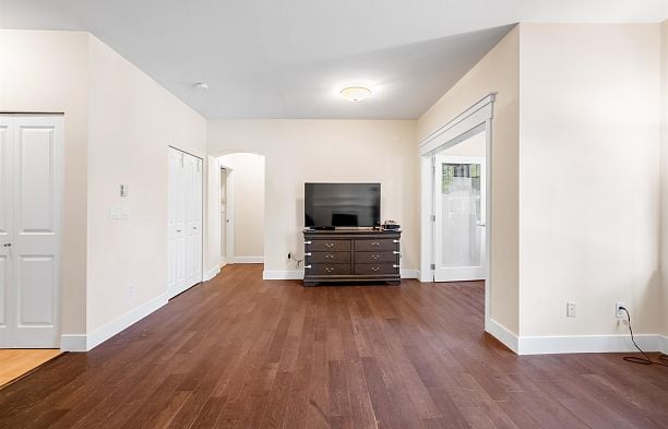 1217 4655 Valley Drive Quilchena