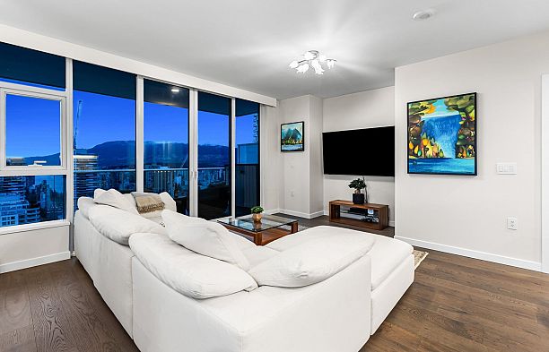 3404 1335 Howe Street Downtown VW