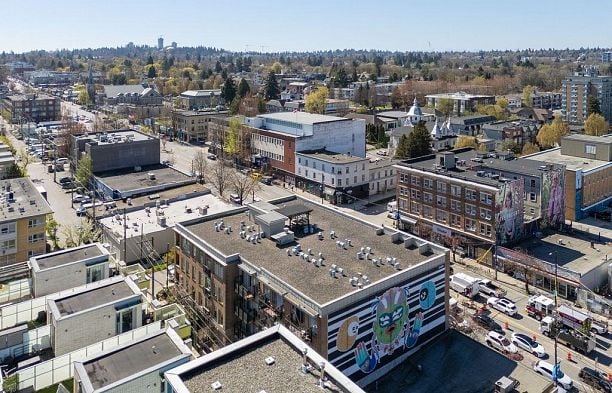 208 205 E 10th Avenue Mount Pleasant VE