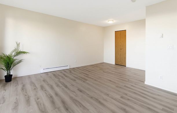 303 1296 W 70th Avenue Marpole