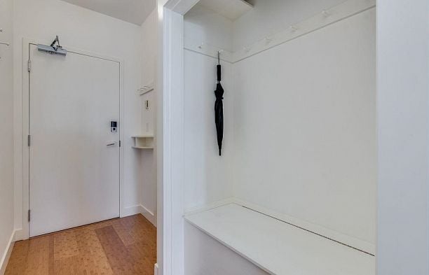 208 205 E 10th Avenue Mount Pleasant VE