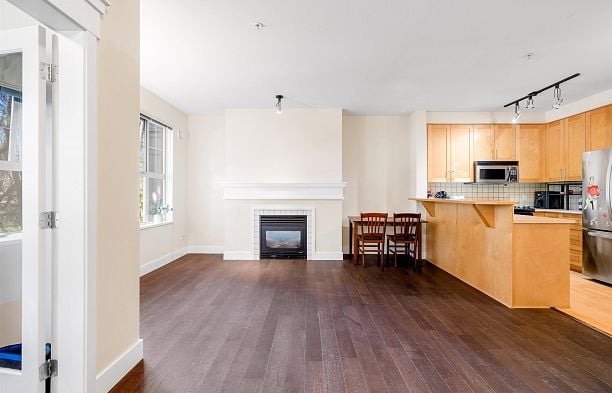 1217 4655 Valley Drive Quilchena