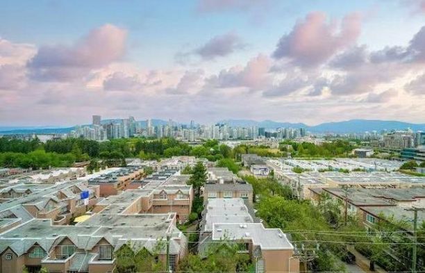 903 2411 Heather Street Fairview VW