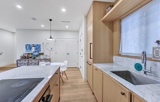 1232 W 26th Avenue Shaughnessy