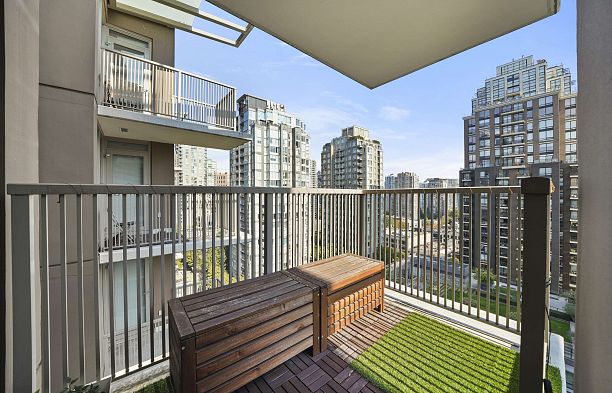 1708 1055 Richards Street Downtown VW