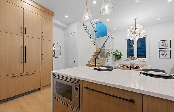 1 1166 E 11th Avenue Mount Pleasant VE