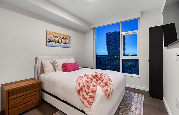 3404 1335 Howe Street Downtown VW