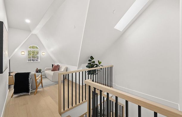 2438 W 49 Avenue S.W. Marine