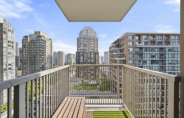 1708 1055 Richards Street Downtown VW