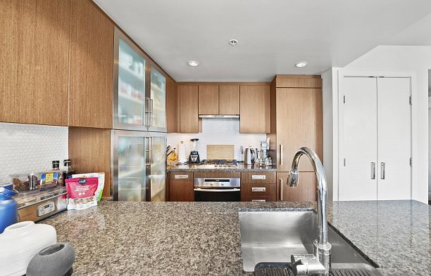 1708 1055 Richards Street Downtown VW