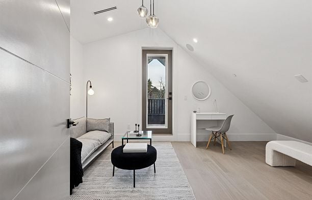 1 847 E 10 Avenue Mount Pleasant VE