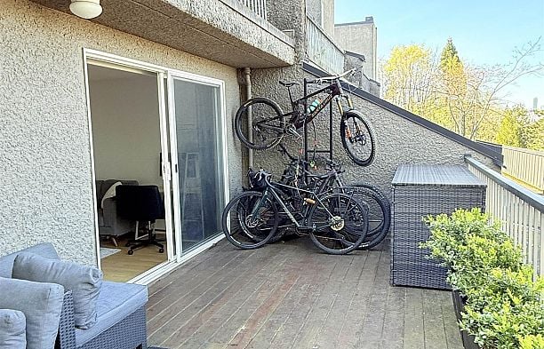 615 774 Great Northern Way Mount Pleasant VE