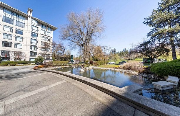 613 4685 Valley Drive Quilchena