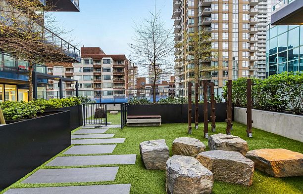 3404 1335 Howe Street Downtown VW