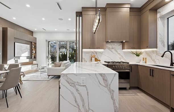 1 847 E 10 Avenue Mount Pleasant VE