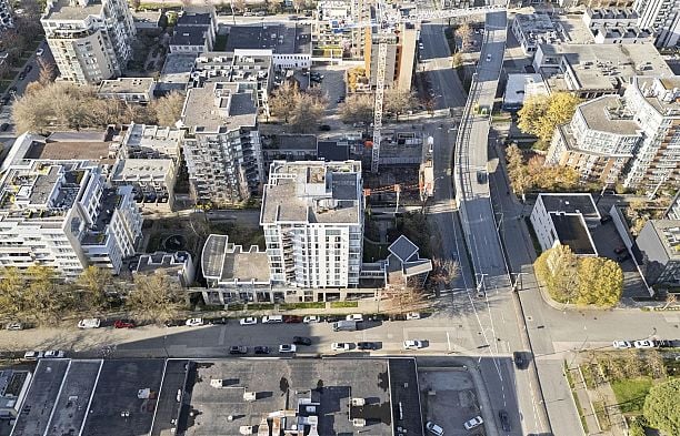 303 1633 West 8th Avenue Fairview VW