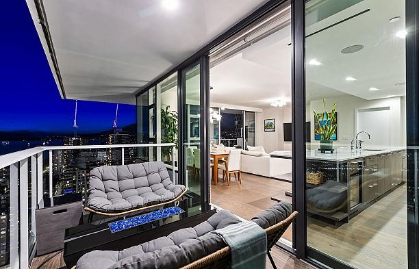 3404 1335 Howe Street Downtown VW