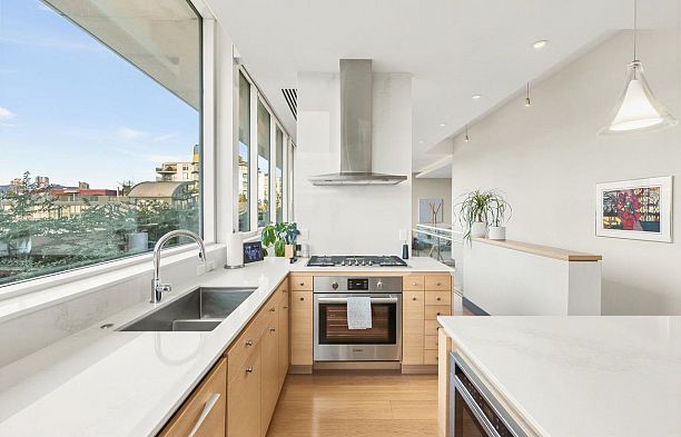 501 1510 W 6th Avenue Fairview VW