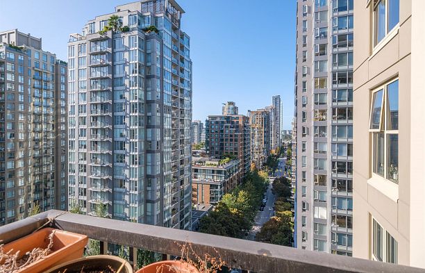 1507 989 Richards Street Downtown VW