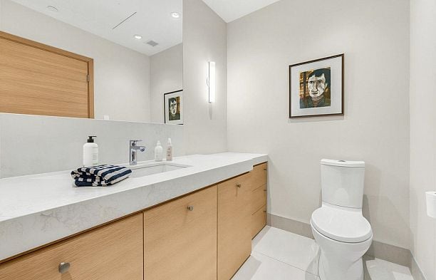 501 1510 W 6th Avenue Fairview VW