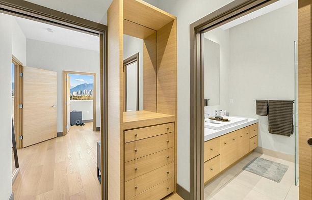 501 1510 W 6th Avenue Fairview VW