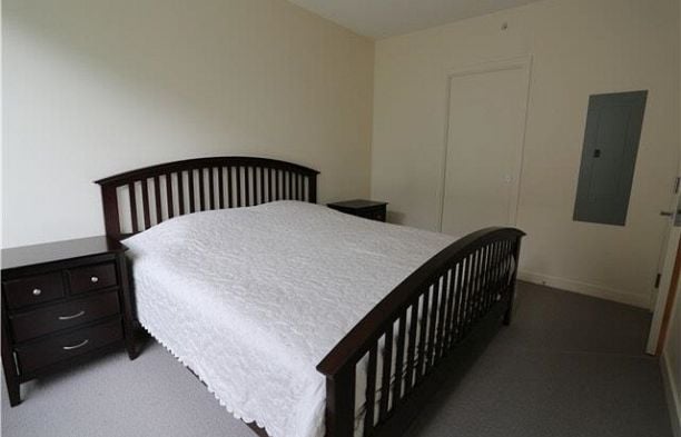 302 5838 Berton Avenue University VW