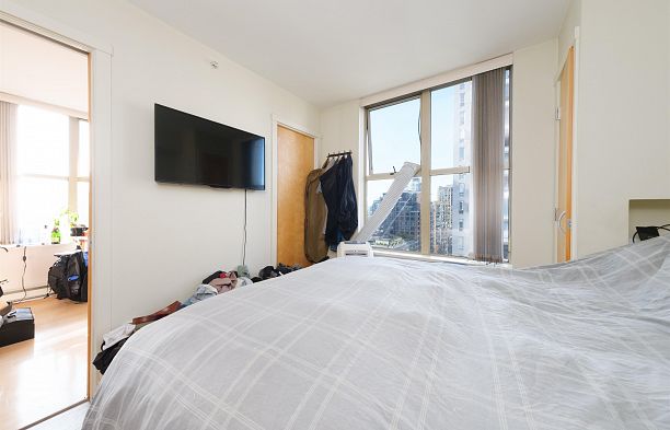 1507 989 Richards Street Downtown VW