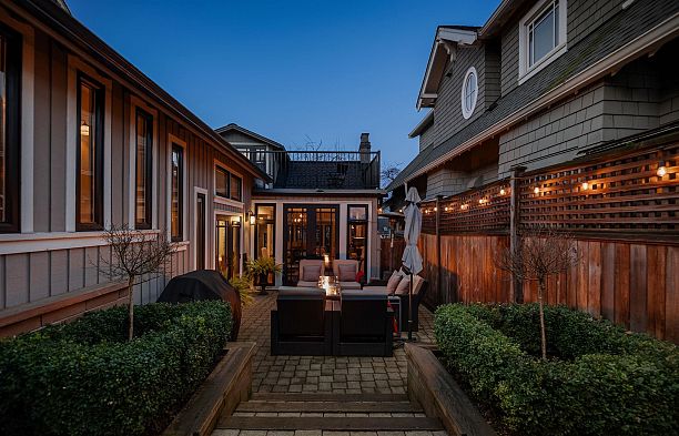 3814 W 11 Avenue Point Grey